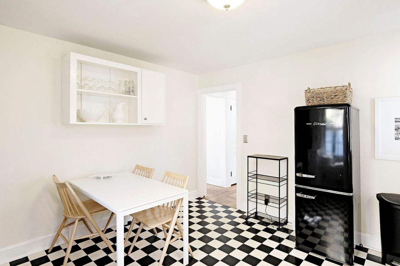 1212 Meriwether St - Photo 5 of 23