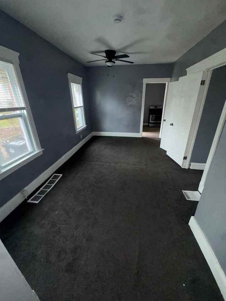 3668 W 48th St - Photo 2 of 47