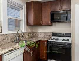 54 Mission St - Photo 1 of 1