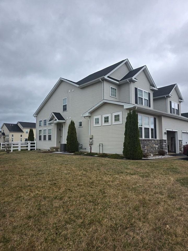 241 Rossnakill Rd - Photo 2 of 23