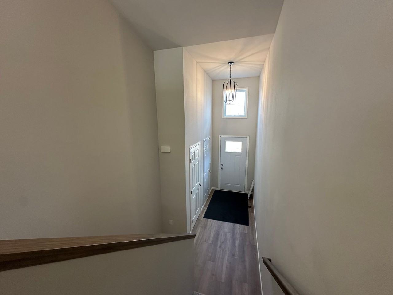 6709 Meadow View Dr S - Photo 5 of 26