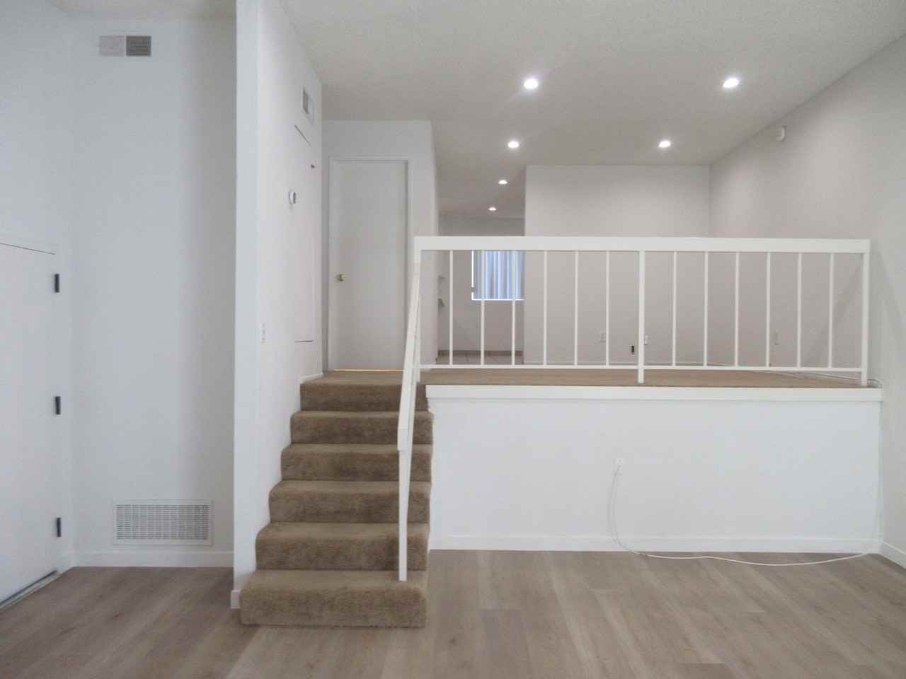 8865 Independence Ave - Photo 2 of 32