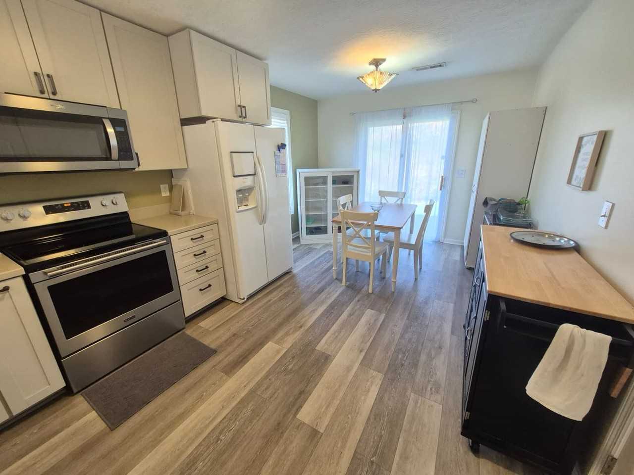 40 Nicole Dr - Photo 4 of 30