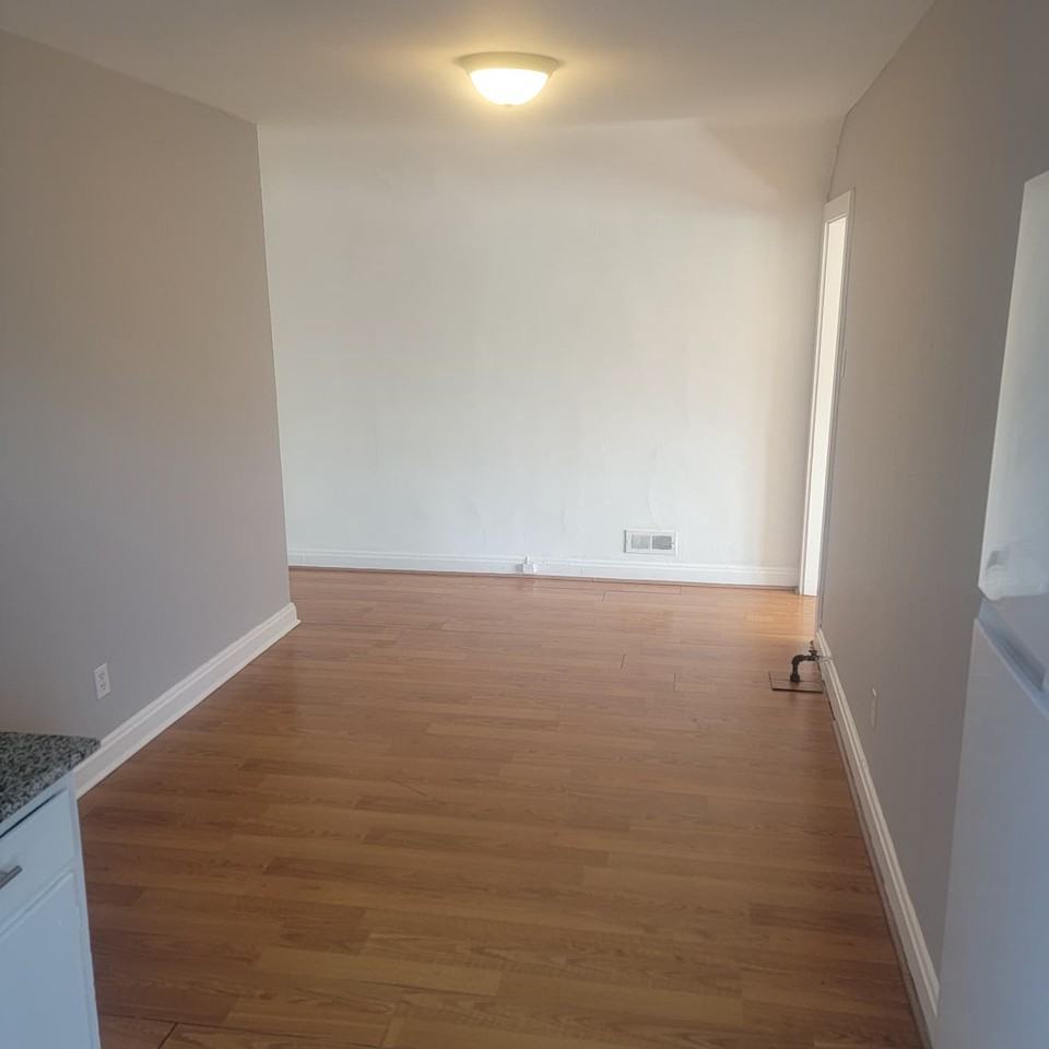 1424 Madison Ave #D - Photo 2 of 6