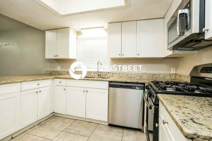 3236 Timberline Rd - Photo 6 of 18