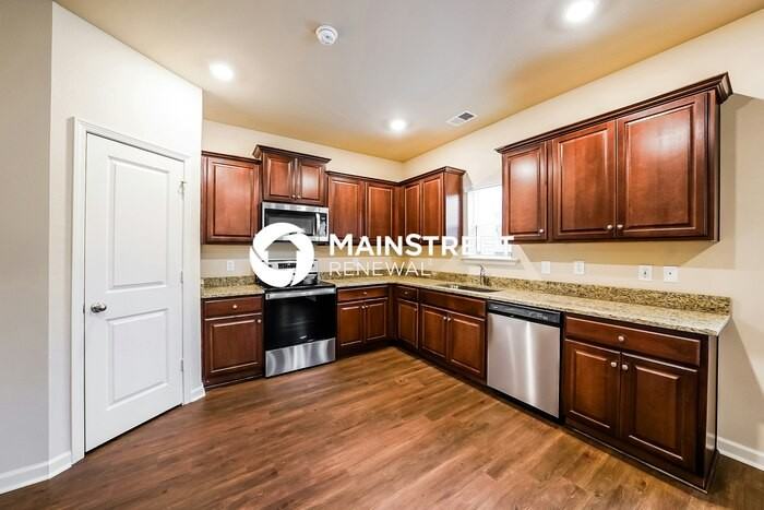 524 Clover Cir - Photo 6 of 17