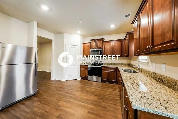 524 Clover Cir - Photo 7 of 17