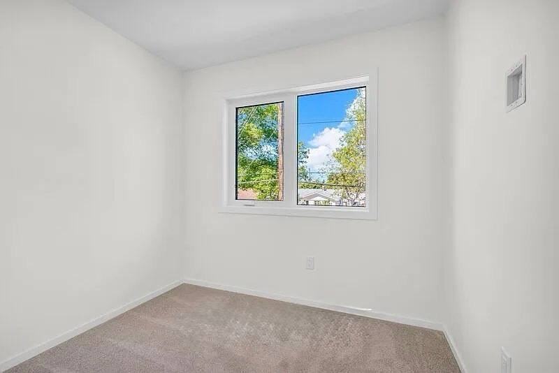 10504 151 Street Northwest - Photo 7 of 43