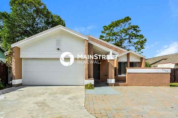 5320 Pinebury Ct - Photo 3 of 17