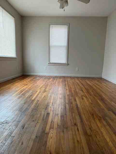 5605 Lee Ave - Photo 2 of 7