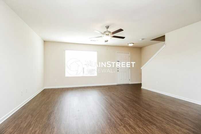 2316 Bee Hive Dr - Photo 4 of 15