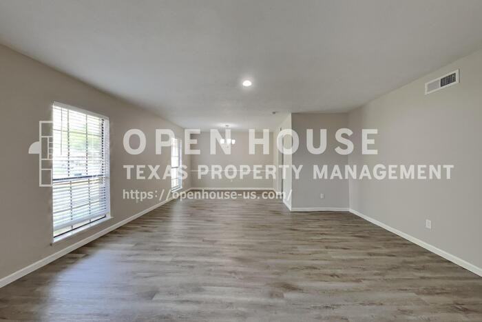 16935 Kilwinning Dr - Photo 4 of 20