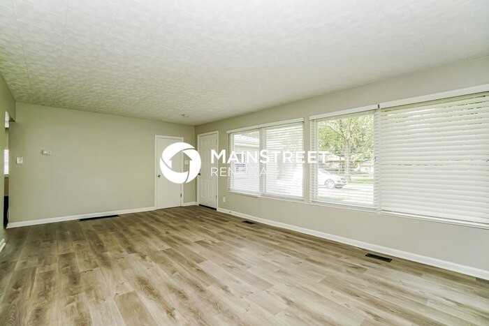 3855 E Mound St - Photo 5 of 16