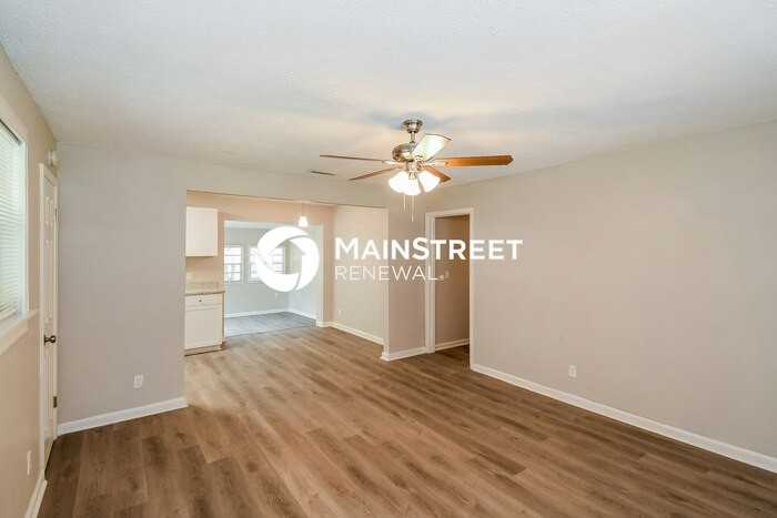 4710 Herta Rd - Photo 3 of 16