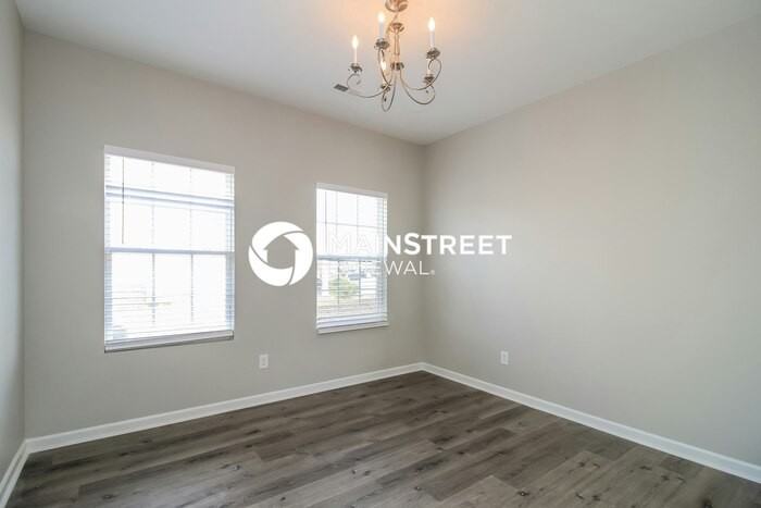 4650 Lauren Woods Ct - Photo 6 of 17