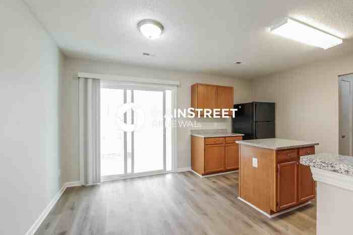 12204 Stewarts Crossing Dr - Photo 7 of 17