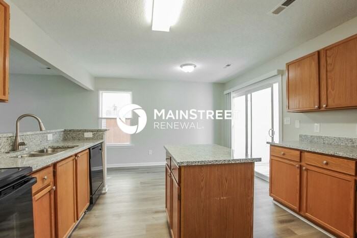 12204 Stewarts Crossing Dr - Photo 7 of 17