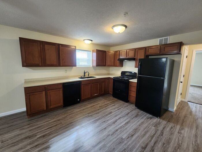 2725 Noel Ln #2725 - Photo 3 of 10