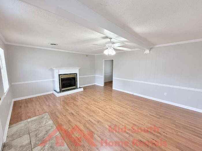 1904 Capri St - Photo 6 of 24