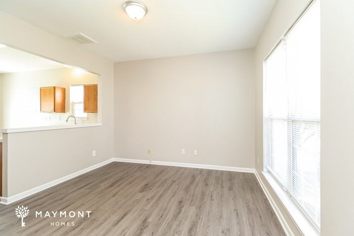 1227 Joannas Ct - Photo 5 of 10