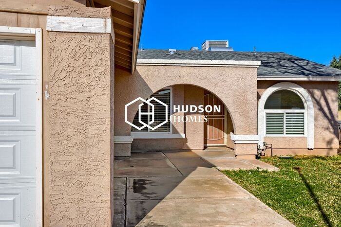 954 S 34th St - Photo 4 of 29