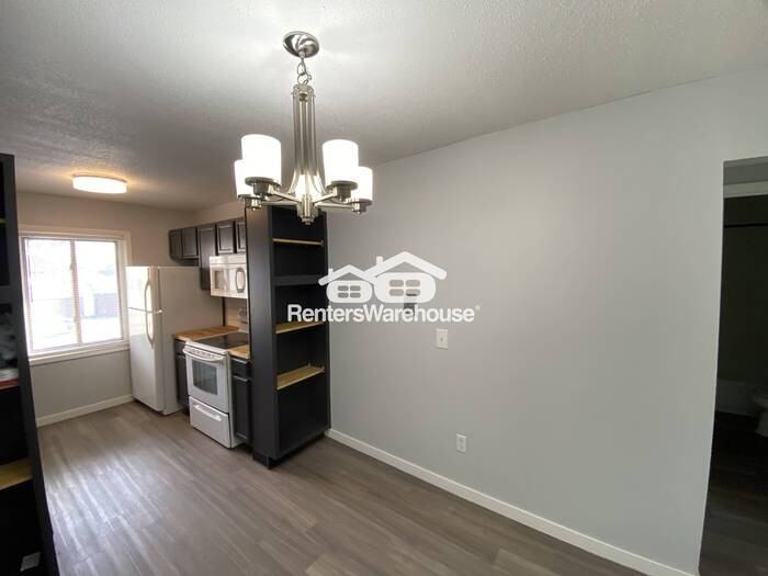 1931 Viking Dr Nw #24 - Photo 2 of 16