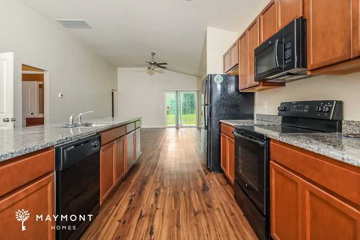 347 Angler Ct - Photo 5 of 11