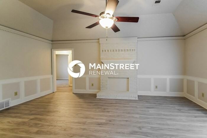 7331 Peppermill Ln - Photo 4 of 18