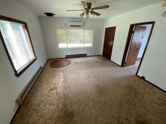 8222 Pipeline Rd E - Photo 3 of 14