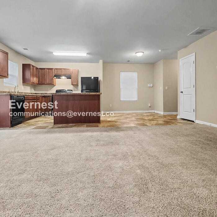 1578 Onalee Dr - Photo 3 of 22