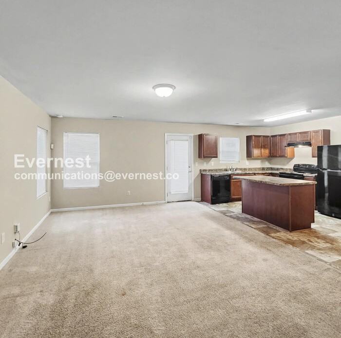 1578 Onalee Dr - Photo 4 of 22