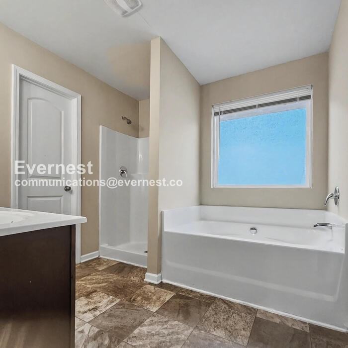 1578 Onalee Dr - Photo 7 of 22