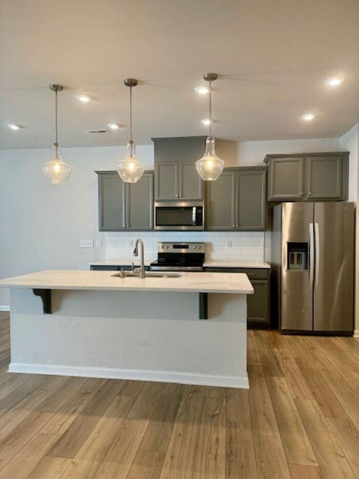 5611 Axil Lane - Photo 3 of 21