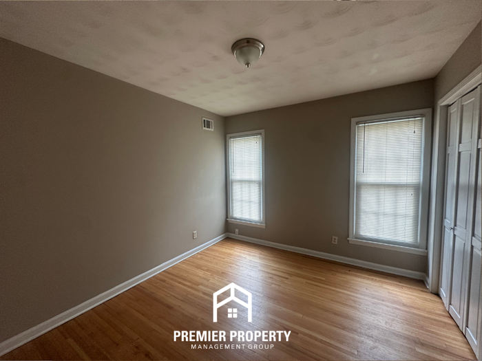 5114 Patrick Henry Dr - Photo 5 of 8