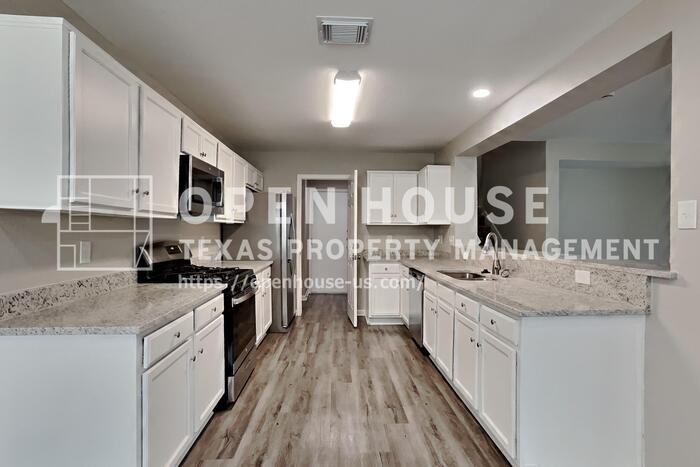 20731 Desert Shadows Ln - Photo 7 of 20