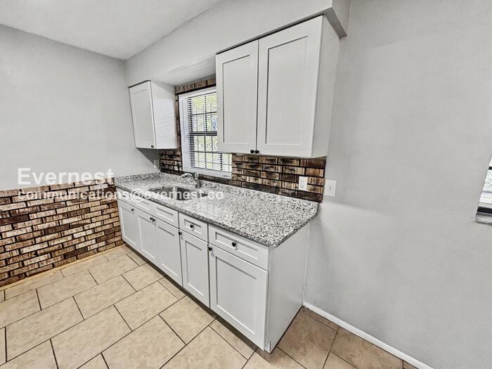 1649 Valeview Ct - Photo 3 of 23