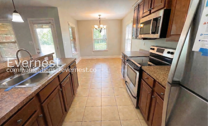 24663 Rolling Vista Dr - Photo 5 of 31