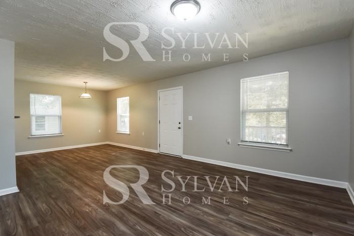 3625 Bunker Hill Dr Sw - Photo 5 of 16