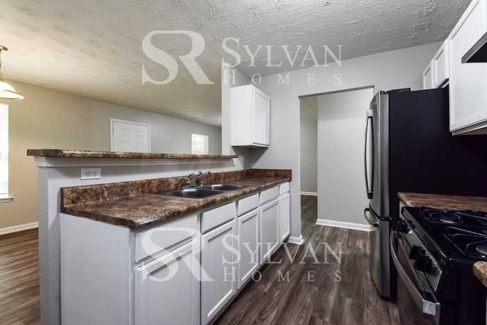 3625 Bunker Hill Dr Sw - Photo 6 of 16