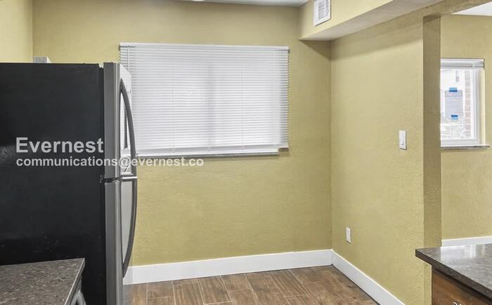 1006 E 15th Ave #A - Photo 5 of 20