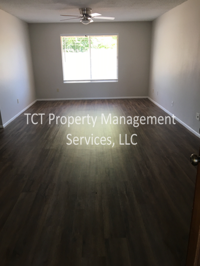 1654 W Keating Ave - Photo 2 of 14