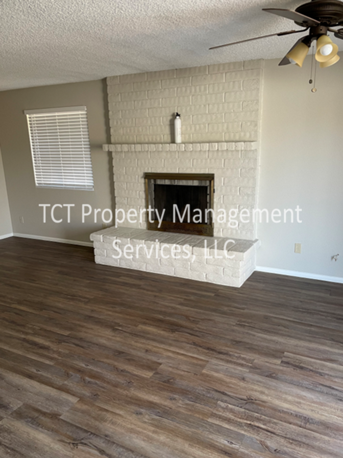 1654 W Keating Ave - Photo 4 of 14