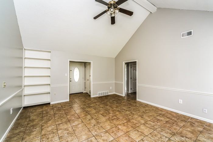 4595 Berrypick Ln S - Photo 2 of 13