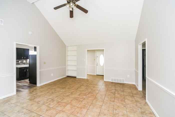 4595 Berrypick Ln S - Photo 4 of 13