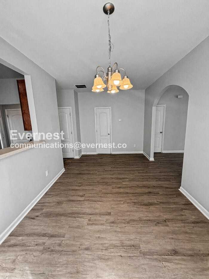 Thomas Rd - Photo 2 of 24