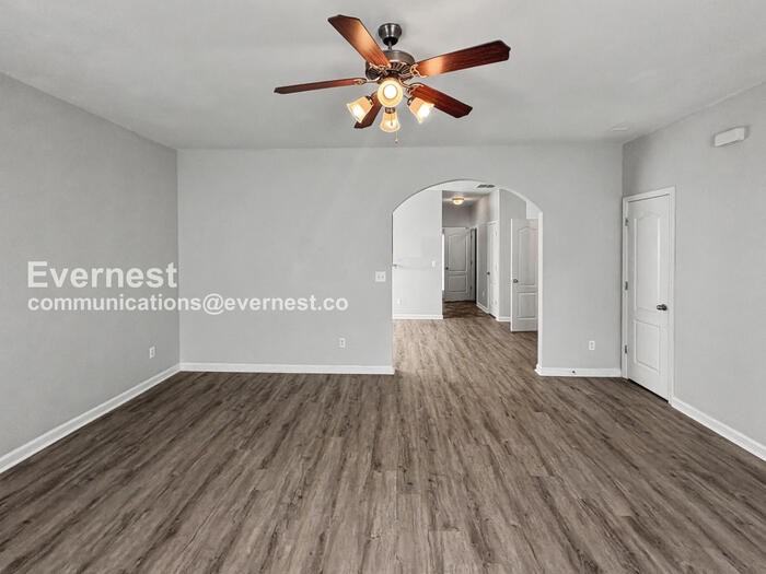 Thomas Rd - Photo 5 of 24