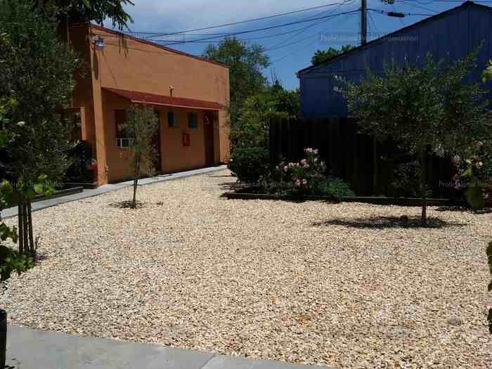 906 Washington St #7 - Photo 3 of 9