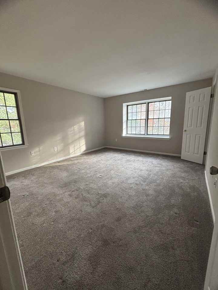 36 Whitemarsh Ct #NA - Photo 5 of 12