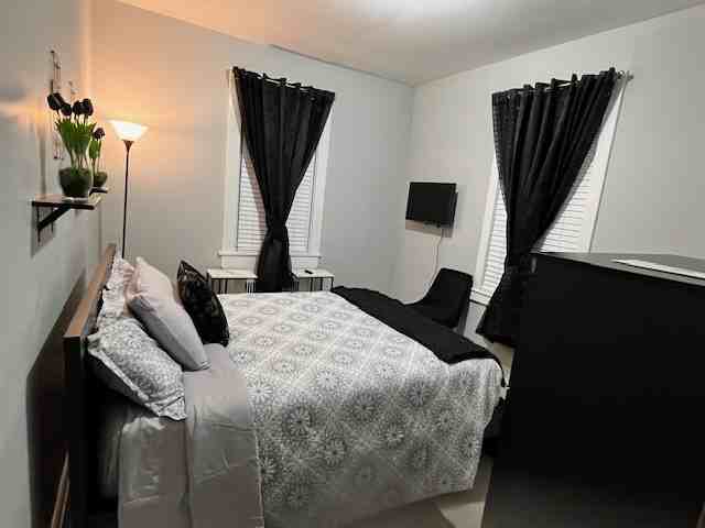 42 Harding Ter #1 - Photo 4 of 10