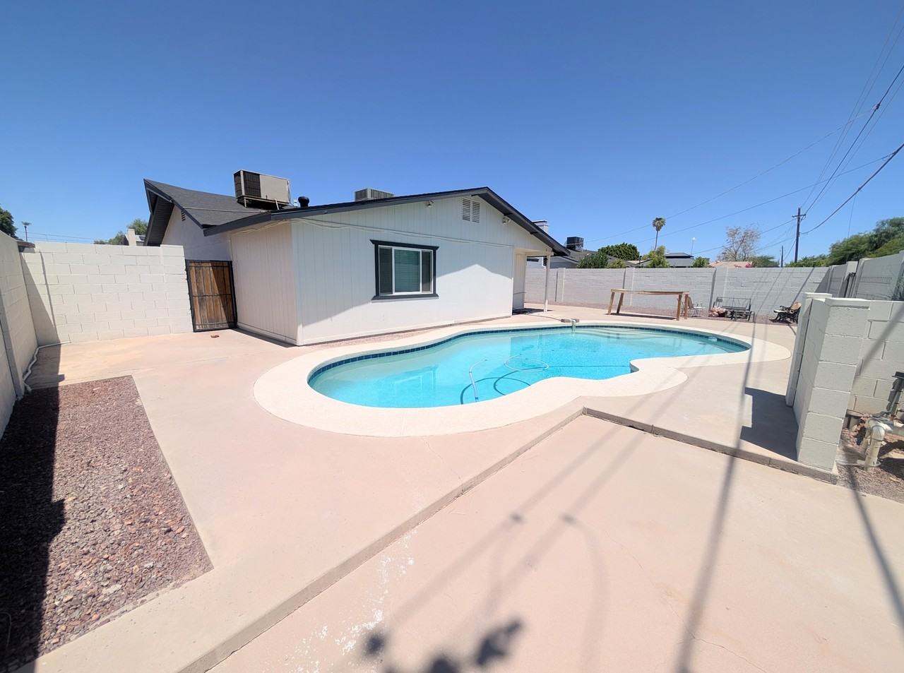 1503 E Del Rio Dr #NA - Photo 3 of 7